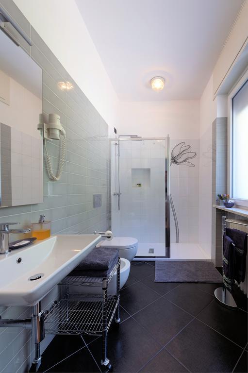 B&B Villa Giuli Varese Exterior foto